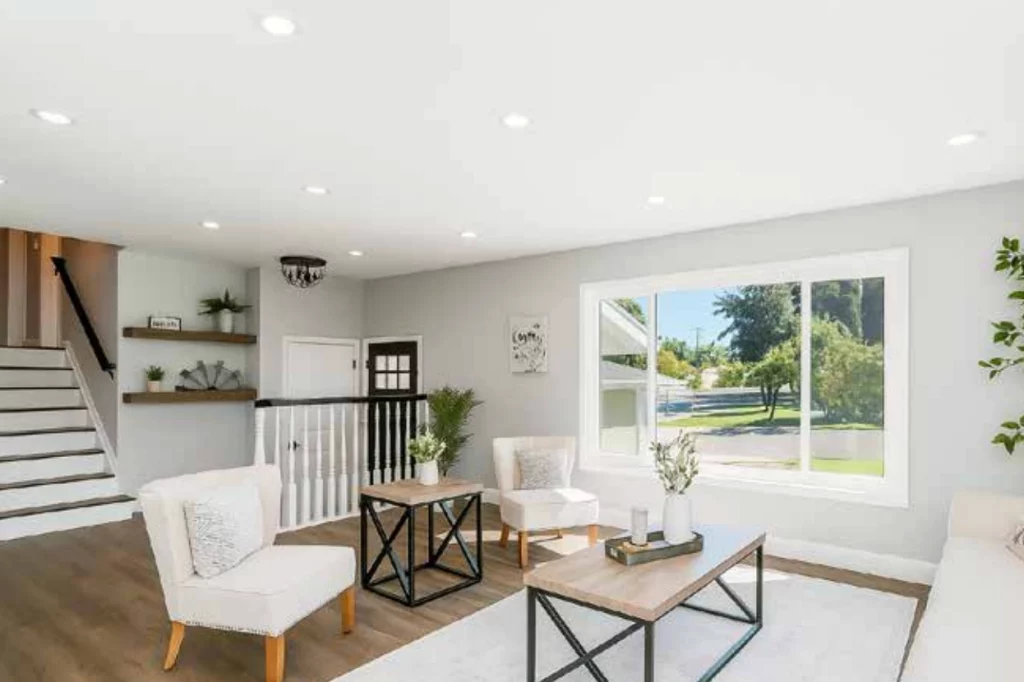 نورپردازی یکپارچه و مینیمال با چراغ‌های سقفی سان لوکس در فضاهای معاصر